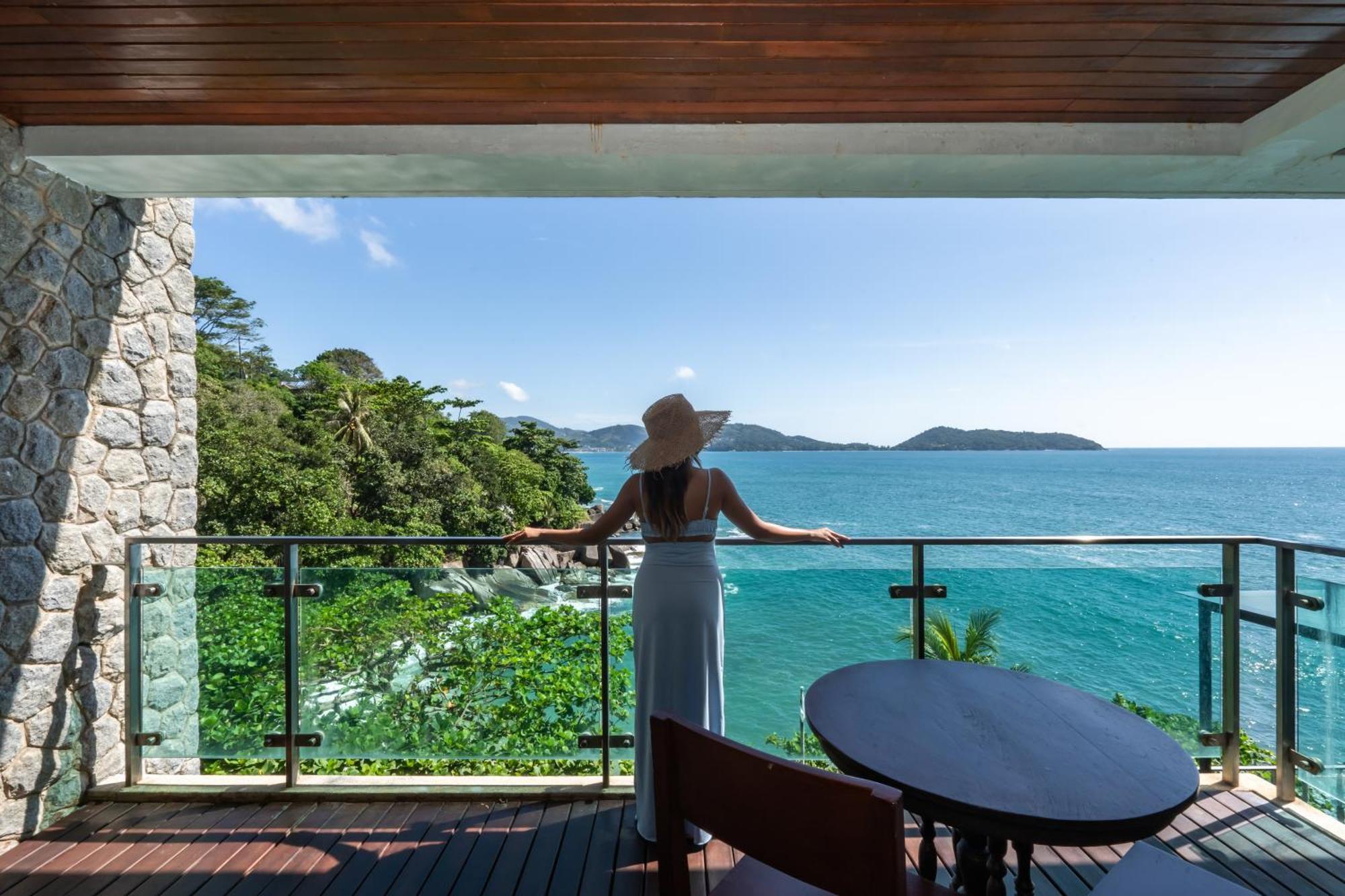 Zenmaya Oceanfront Phuket, Trademark Collection By Wyndham Patong Zewnętrze zdjęcie View from the hotel